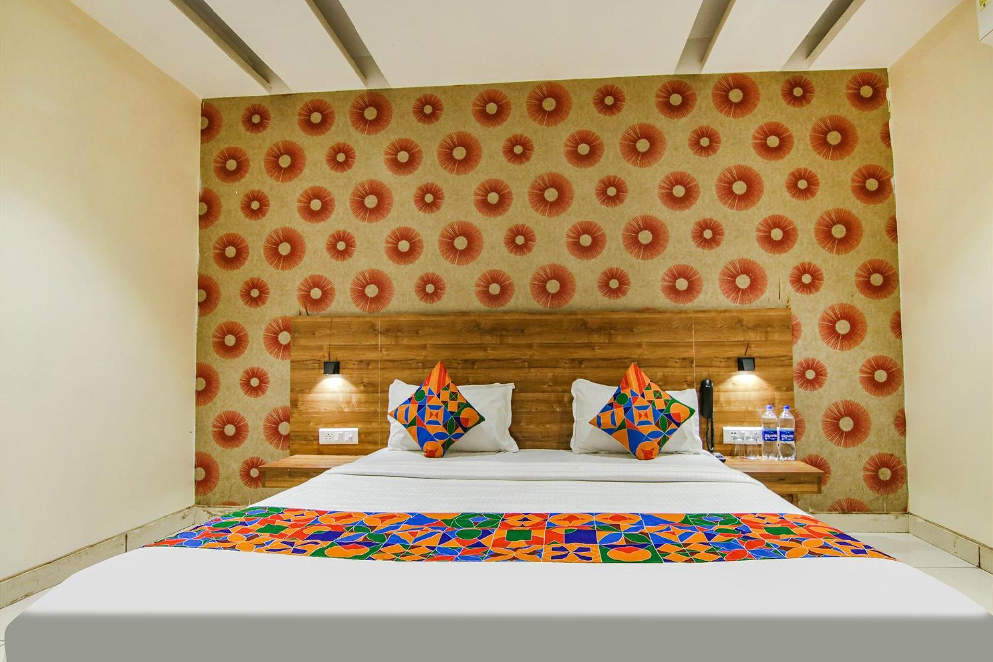Fabhotel Golden Glory New Delhi Extérieur photo