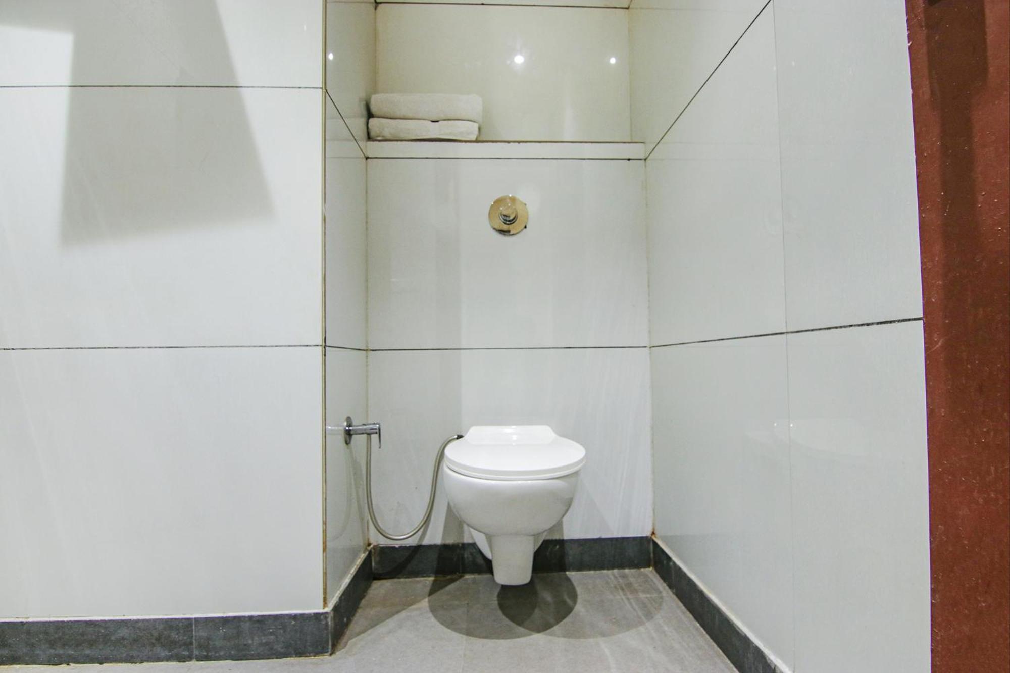 Fabhotel Golden Glory New Delhi Extérieur photo
