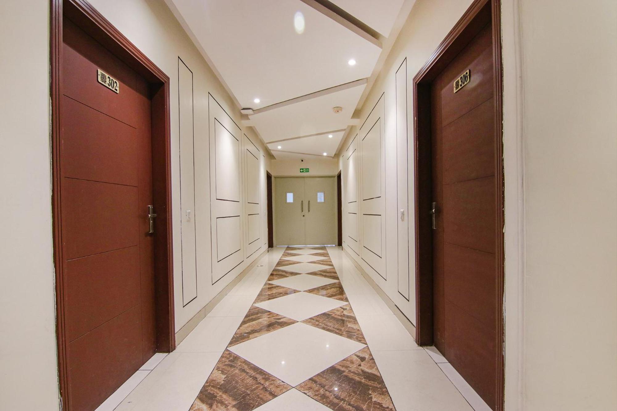 Fabhotel Golden Glory New Delhi Extérieur photo