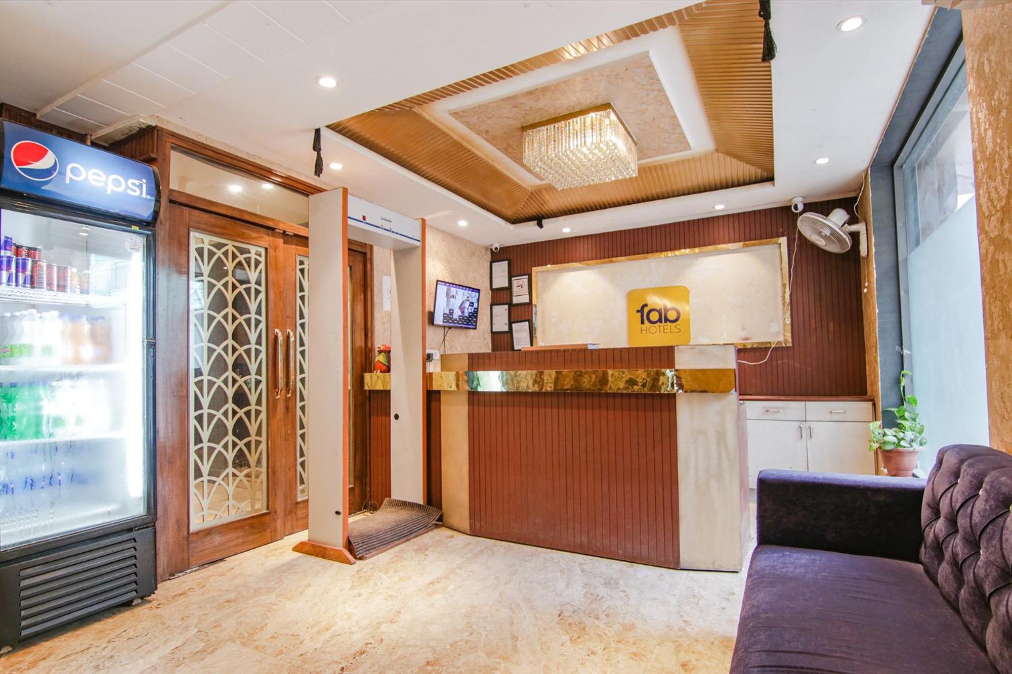 Fabhotel Golden Glory New Delhi Extérieur photo